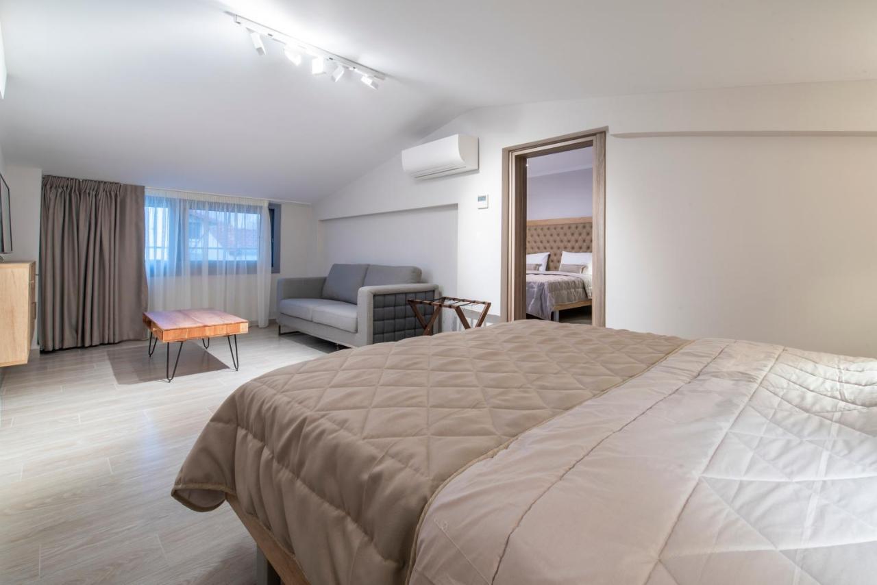 Privilege Luxury Living Sarti Buitenkant foto